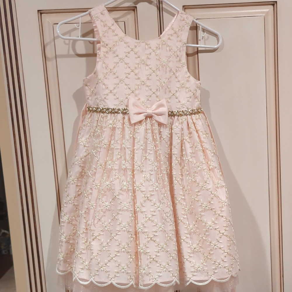 Charming Kids Dress in Soft Pink with Gold Details